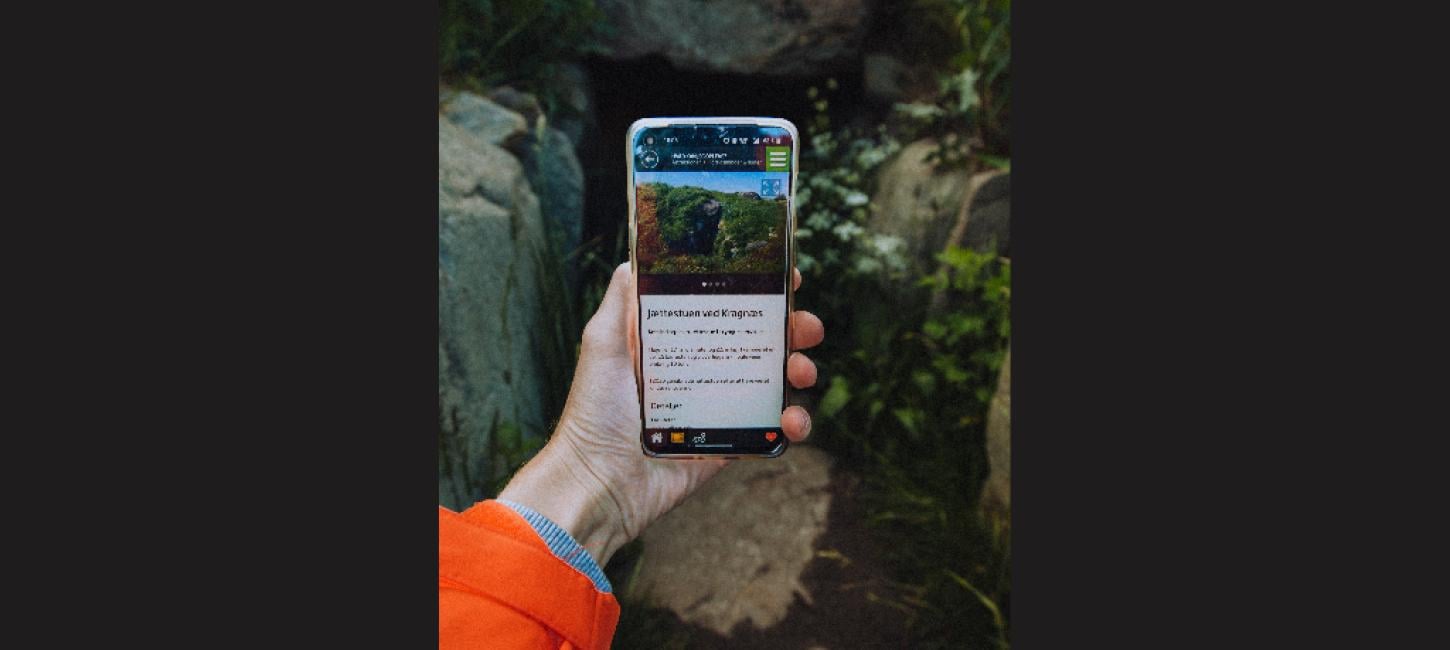 Jættestuen i Kragnæs på app'en VisitÆrø